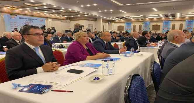 Başkan Demir, Sivas’ta düzenlenen Belediye Başkanları Çalıştayı’na katıldı