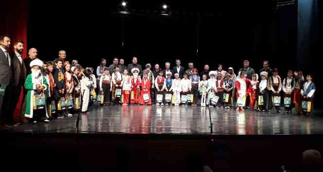 Eğirdirli minik tiyatrocular Akdeniz bölge birincisi oldu