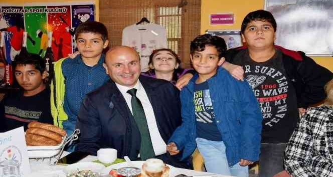 Özel çocuklara çok özel ziyaret