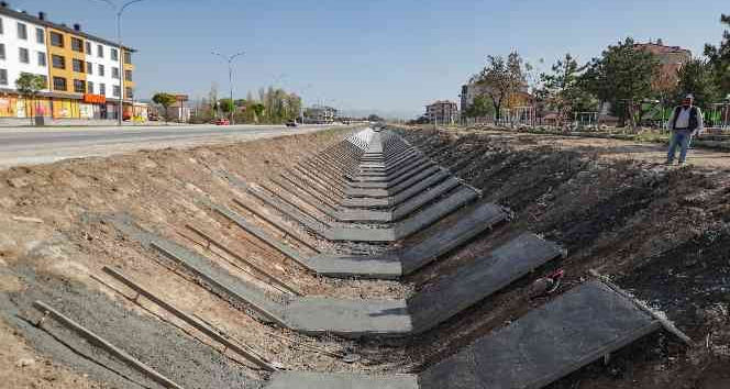 Kanal Kütahya Projesi’nde ikinci etap çalışmaları hızla devam ediyor