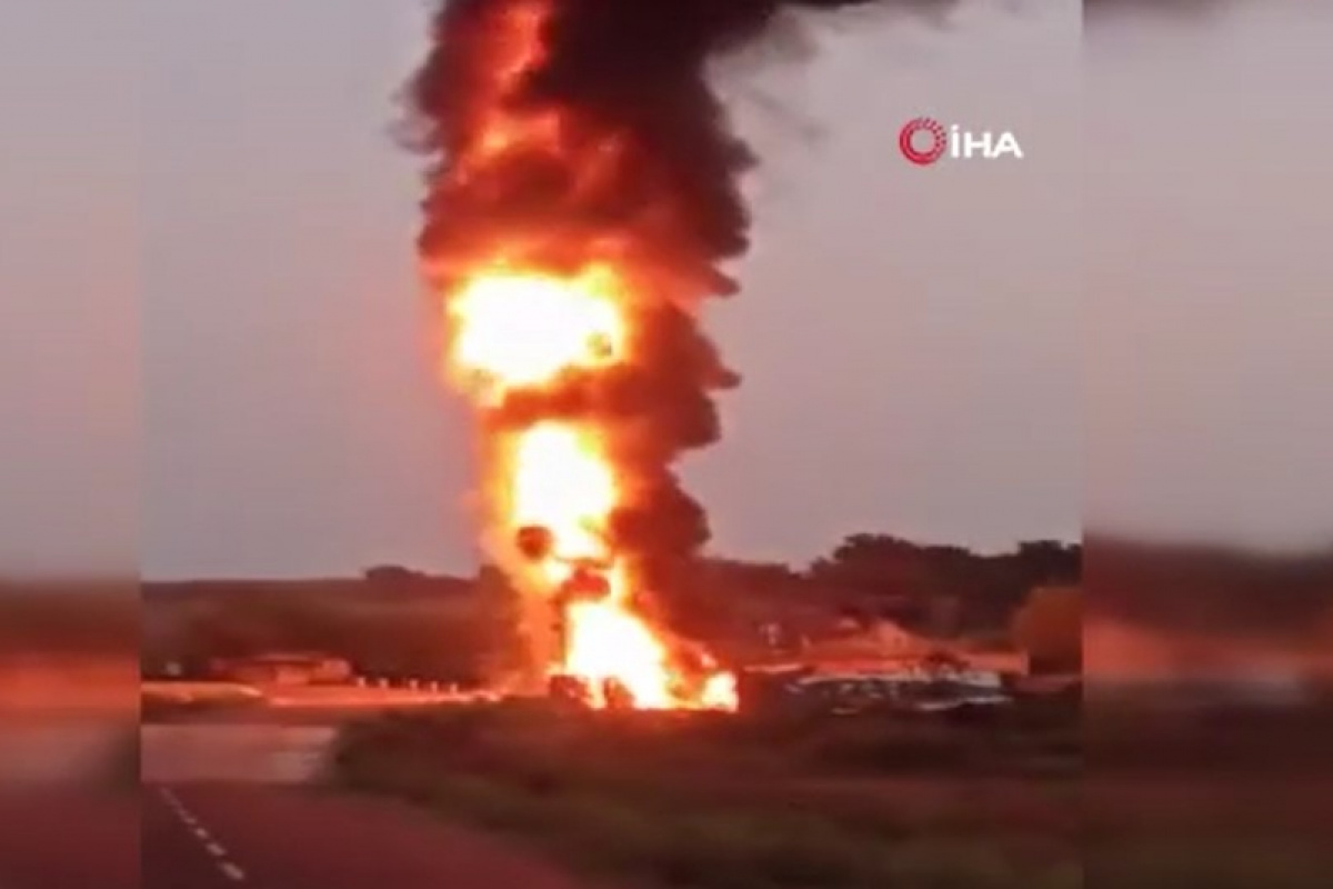 Hindistan’da yakıt tankeri patladı: 2 ölü, 25 yaralı