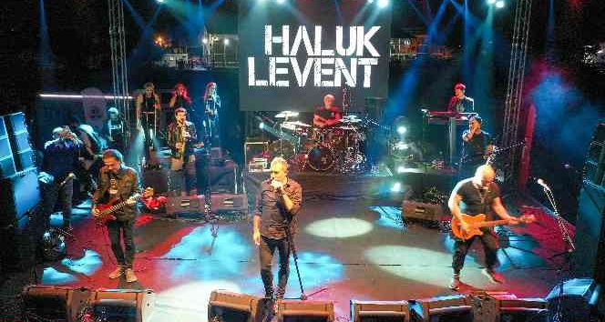 Adana’da 29 Ekim Cumhuriyet Bayramı kutlamaları devam ediyor