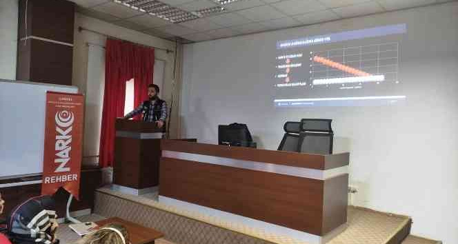 Polis ekiplerinden üniversite öğrencilerine farkındalık semineri