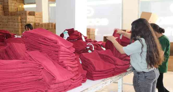 Şırnak’ta üretilen eşofmanlar Avrupa’ya ihraç ediliyor