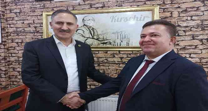 Durmuş: "Kamudan istifa eden hekimlerin kamuya dönecek olması sevindirici"