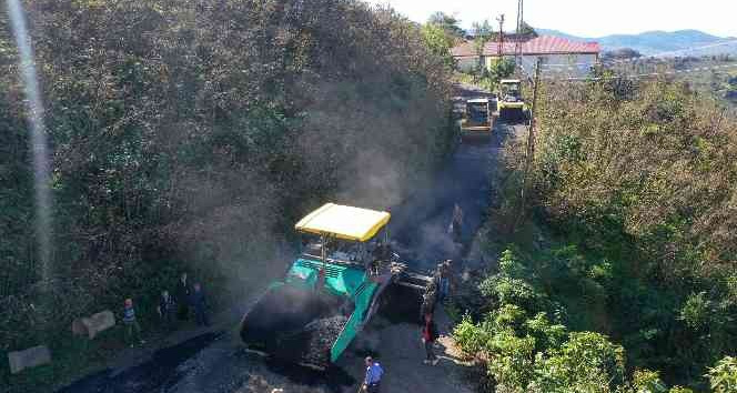 Kabadüz’ün grup yolları sıcak asfalt ile buluşuyor