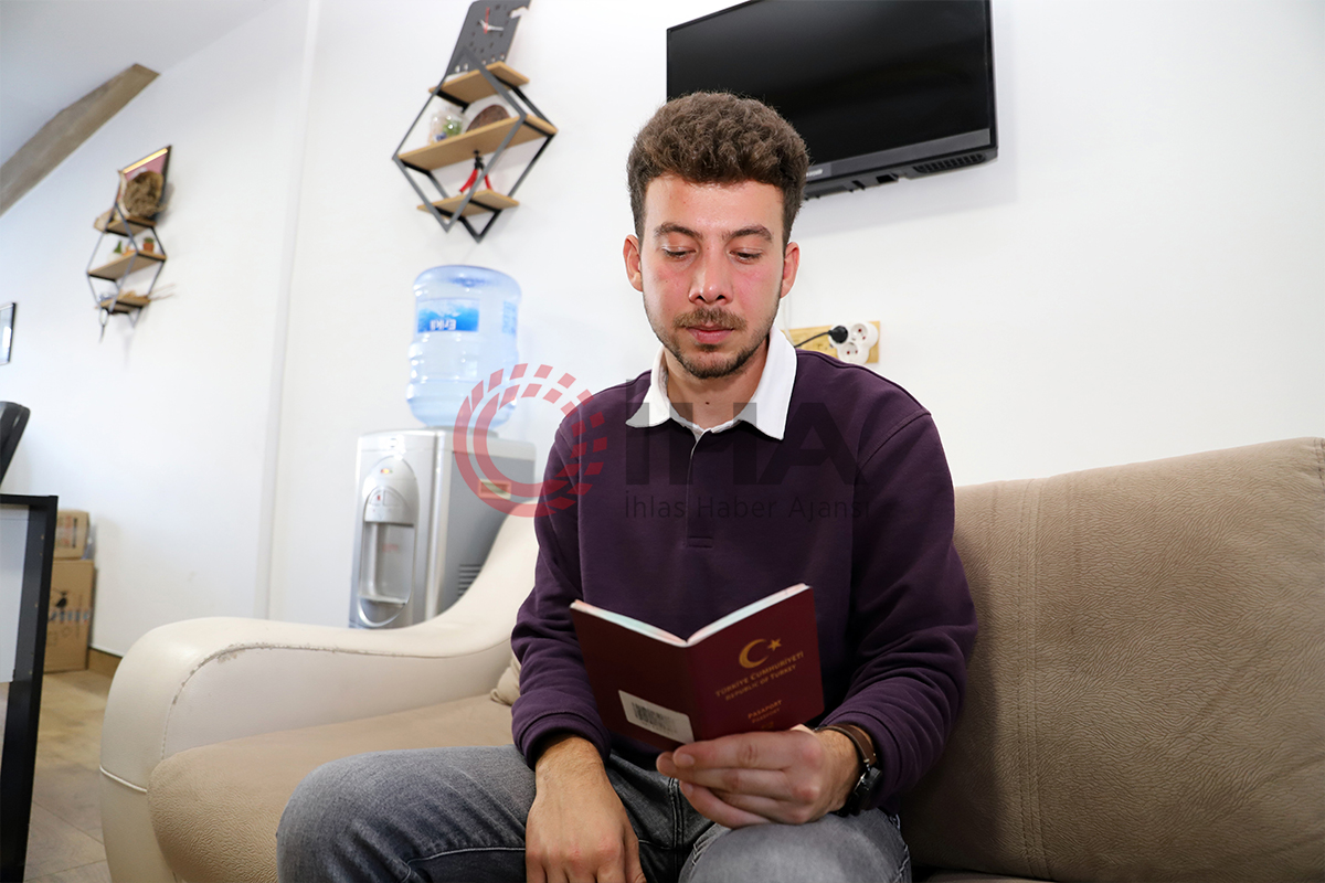Arnavutluk’a giden Türk genç pasaport kontrolünde hayatının şokunu yaşadı