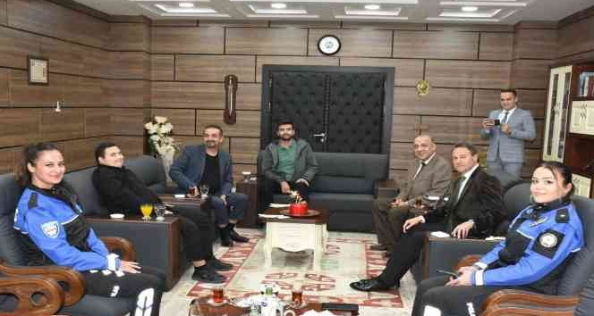 Uşak Emniyetinden Mert’e doğum günü sürprizi