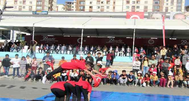 Şırnak’ta 29 Ekim Cumhuriyet Bayramı coşkuyla kutlandı