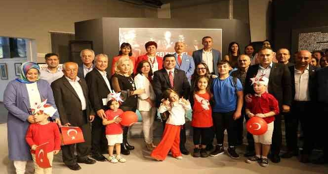 Kepez’den 99’uncu Yıla 99 Eser Cumhuriyet Sergisi