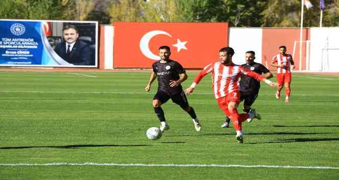 Gümüşhane Sportif Faaliyetler A.Ş. :1 - Kuşadasıspor : 0
