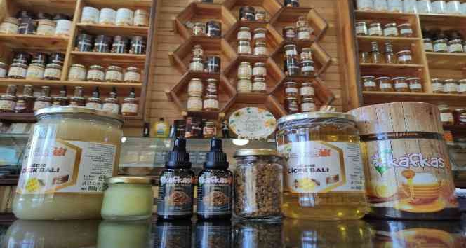 Havalar soğudu, arı ürünlerine talep arttı