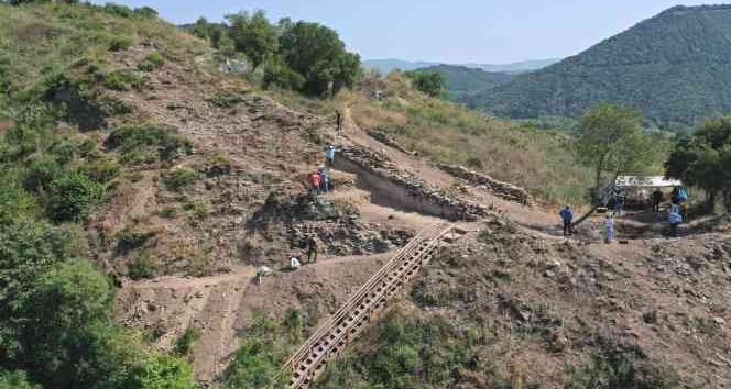 Çobankale’nin surları yeniden gün yüzüne çıkarılıyor