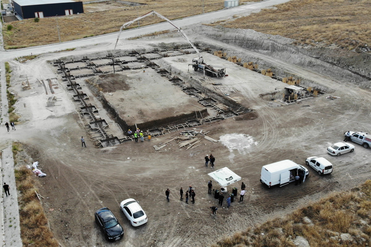 40 metrekare işyerinde kurulan Golonya, dünya markası olma yolunda ilerliyor