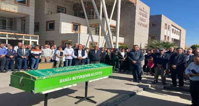 Son yolculuğuna çalıştığı hastaneden gözyaşlarıyla uğurlandı
