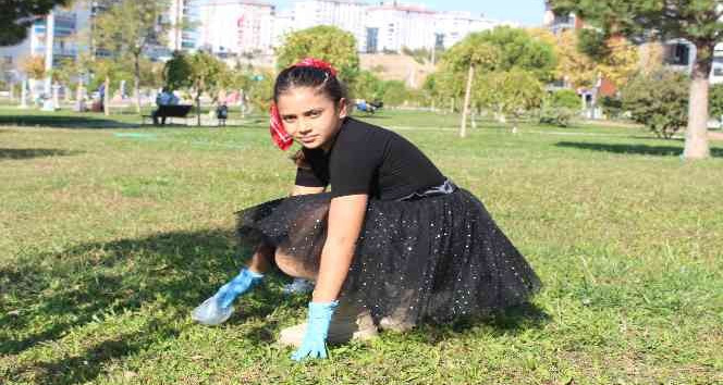 Kendi küçük, hareketi büyük