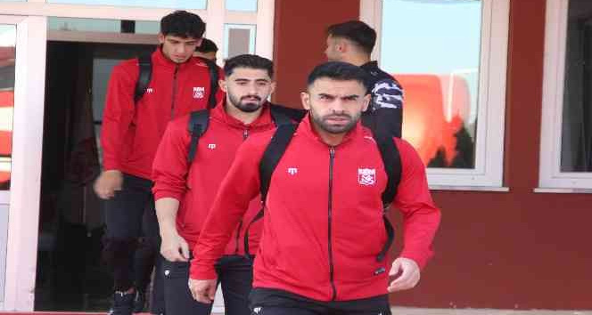 Sivasspor, Slavia Prag maçı için Prag’a gitti