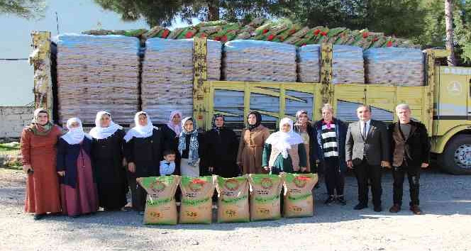 Batman’da kadın çiftçilere 30 ton buğday tohumu dağıtıldı