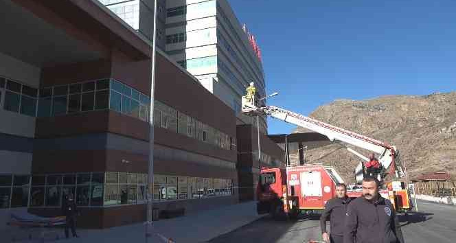 Gümüşhane Devlet Hastanesi’nde yangın tatbikatı