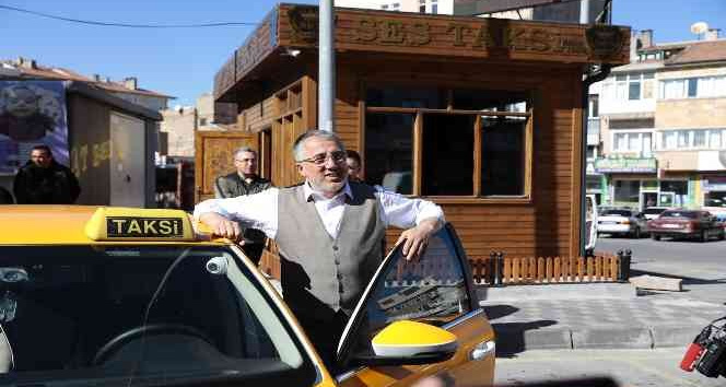 Başkan Savran minik Yusuf için direksiyona geçti