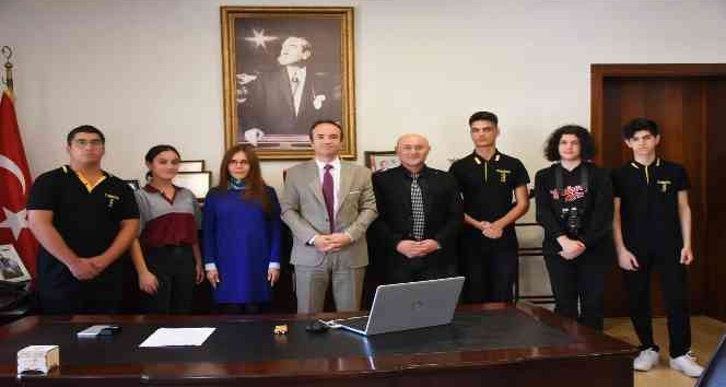 Gazeteci adayları sordu, Kaymakam Özyiğit cevapladı