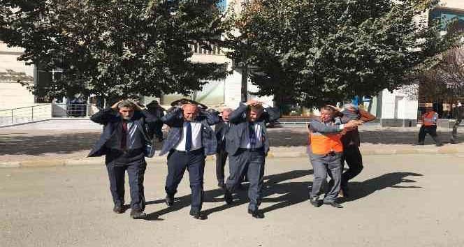 Iğdır’da "çök kapan tutun" tatbikatı