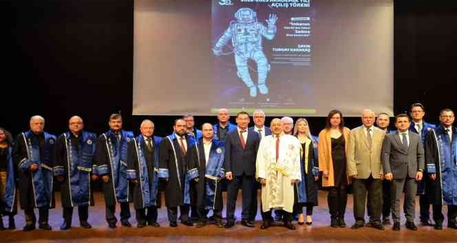 ÇOMÜ’de yeni akademik yıl başladı