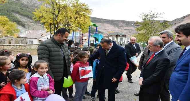 Organ bağışına farkındalık için pedal çevirdiler