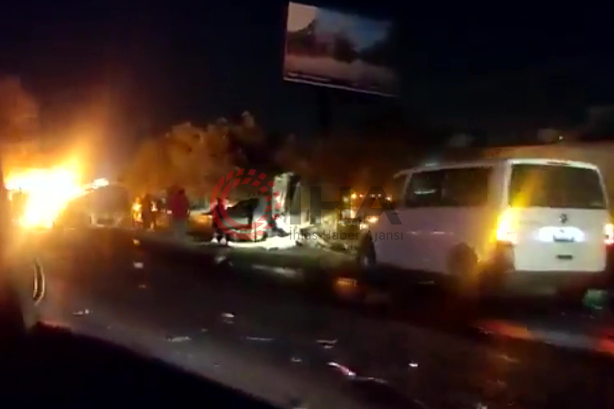 Meksika’da 18 araç birbirine girdi: 3 ölü, 15 yaralı