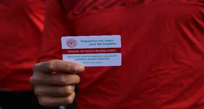 Gümüşhanesporlu futbolcular farkındalık oluşturmak için organlarını bağışladı