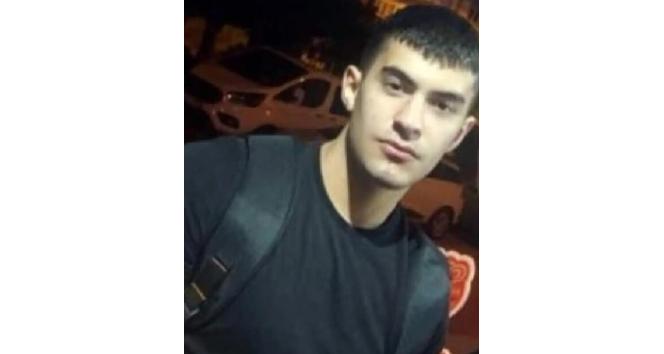 İzmir’deki depremde balkondan atlayan 18 yaşındaki genç vefat etti