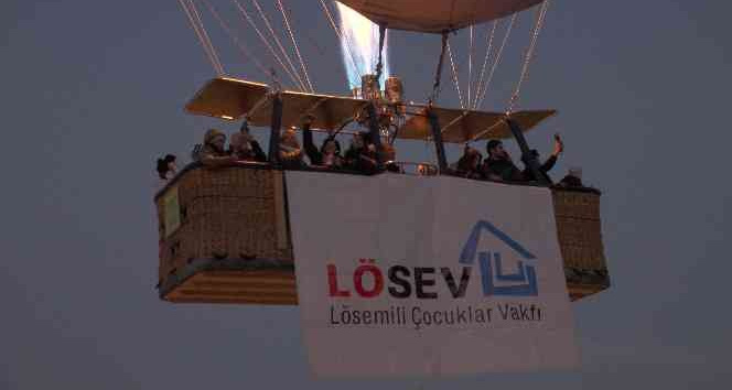 Kapadokya’da balonlar LÖSEV için havalandı