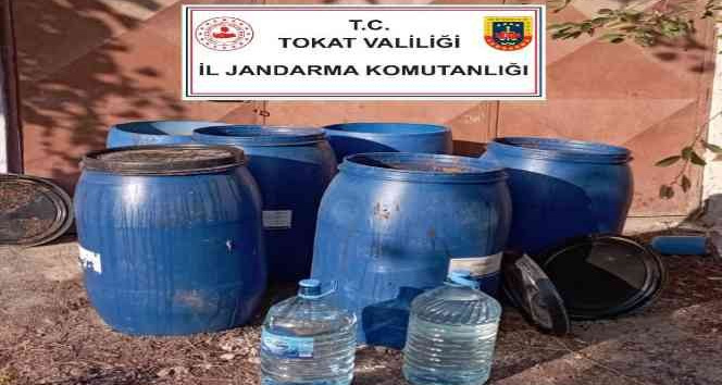 Tokat’ta bin 338 litre kaçak içki ele geçirildi