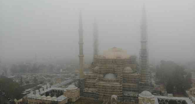 Selimiye sislerle kaplandı