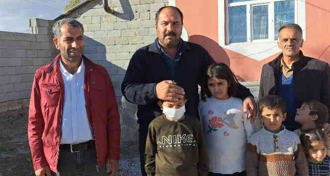 Başı boş köpeklerinin ısırdığı çocuklardan biri taburcu oldu
