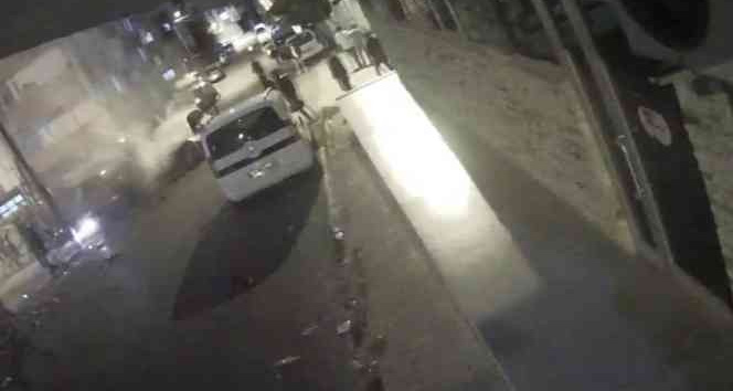 Sancaktepe’de 1’i ağır 3 kişinin yaralandığı kaza kamerada