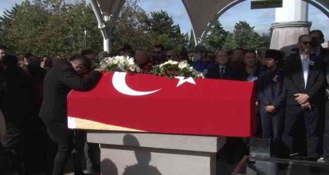 Kazım Karabekir’in torunu Ferhan Ayasbeyoğlu toprağa verildi