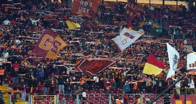 Galatasaray - Ofspor maçını 23 bin 5 taraftar izledi