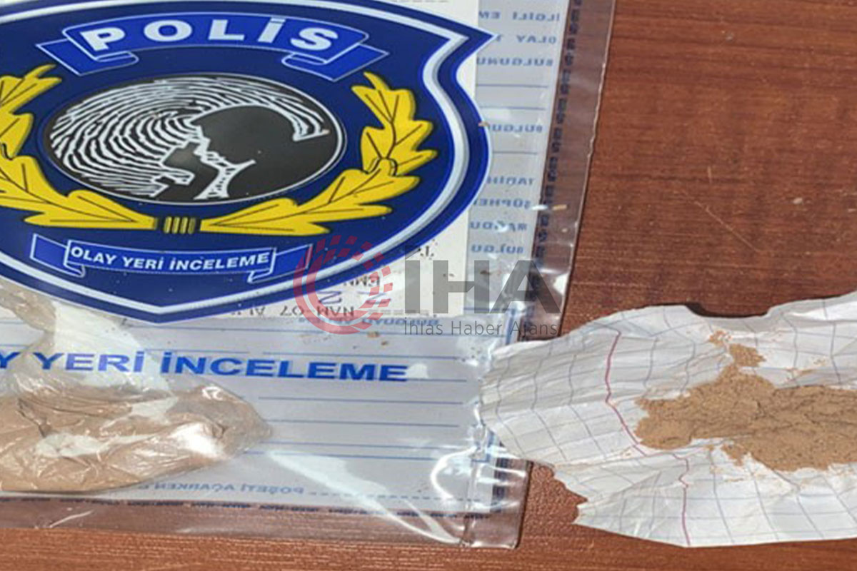 Polisten kaçan araçtan uyuşturucu çıktı!