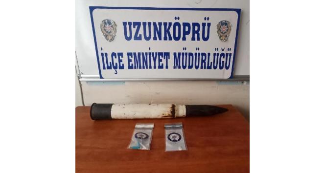 Edirne’de bir evde havan topu mermisi ve uyuşturucu ele geçirildi