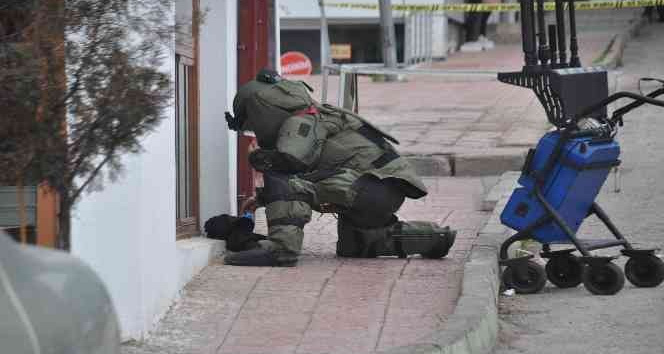Simit fırını yanına bırakılan eşofman polisi alarma geçirdi