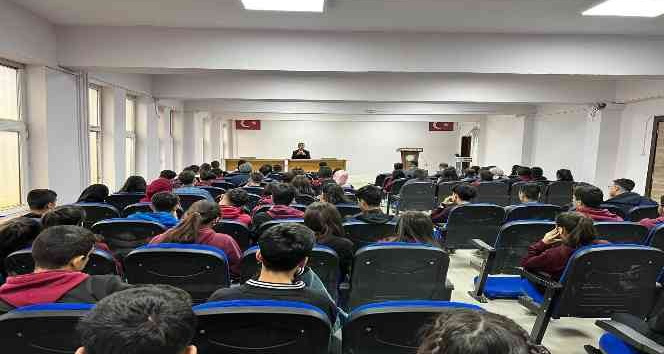 Silopi’de ‘Gazi Paşa’ konulu konferans