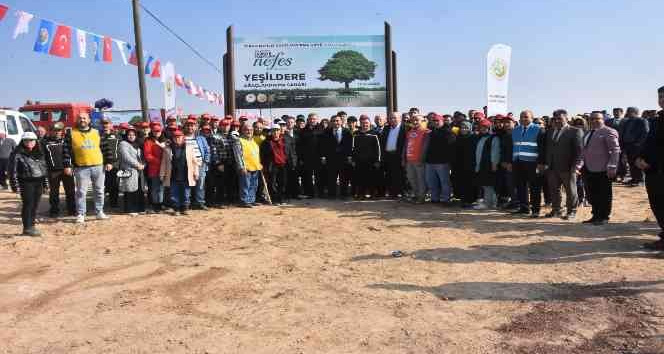 Karaman’da ‘Milli Ağaçlandırma Gününde’ fidanlar toprakla buluşturuldu