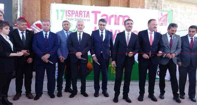 Isparta’da Göller Bölgesi Yayla Şartlarında Tarım ve Hayvancılık Fuarı açıldı