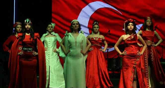 Kırklareli’nde ‘Türk Kırmızısı Ay Beyazı’ defilesi