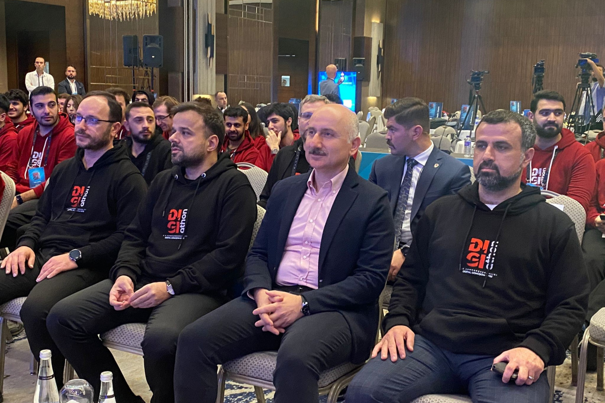 Bakan Karaismailoğlu: 'Siber güvenliğin, coğrafi sınır güvenliği kadar önemli olduğunu biliyoruz'