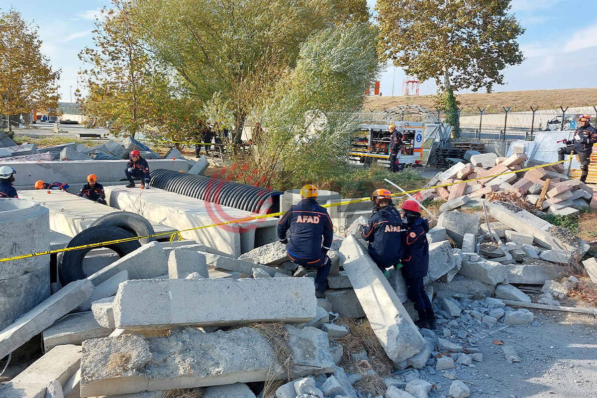 Ülke genelinde yapılacak olan ‘çök-kapan-tutun' tatbikatının hazırlıkları sürüyor