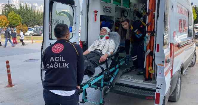 Kaldırımda yürürken başına düştü, ölümden döndü