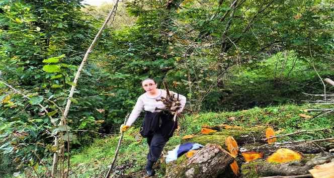 Köylerde odun kırma zamanı