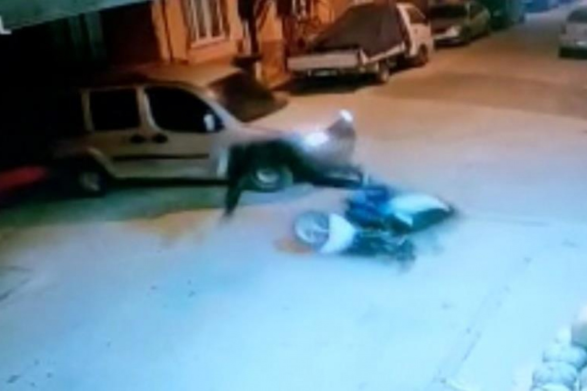Sürücünün çarptığı bisikletliyi bırakıp kaçtığı anlar kamerada